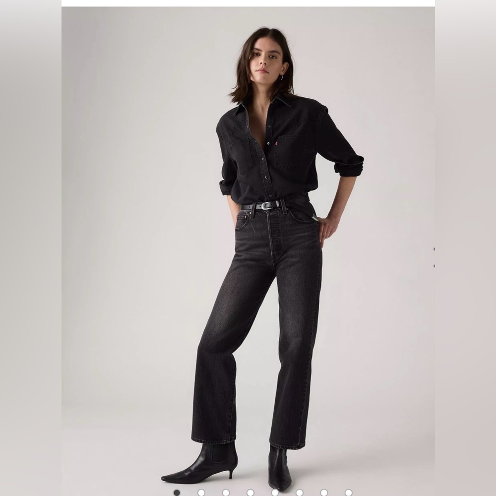 Levi’s- RIBCAGE STRAIGHT ANKLE WOMEN'S JEANS, black EUC